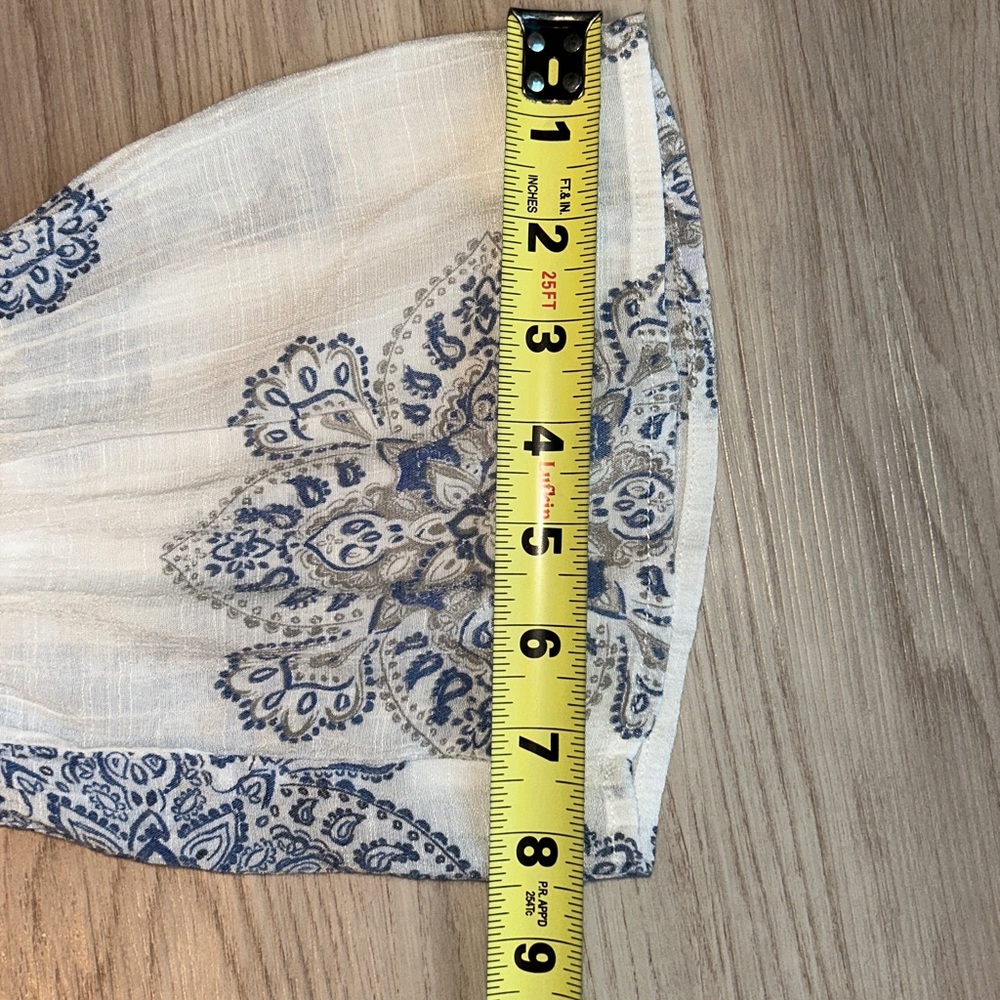 Unique Spectrum Button Ruffle S Top White Blue Floral Boho Hippie Casual - Picture 12 of 14